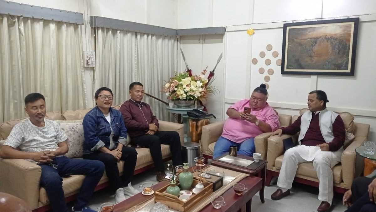 नागालैंड की विपक्ष-मुक्त सरकार लोकतंत्र के ध्वस्त होने का उदाहरण